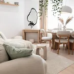 Wabi Sabi Nest Apartment *