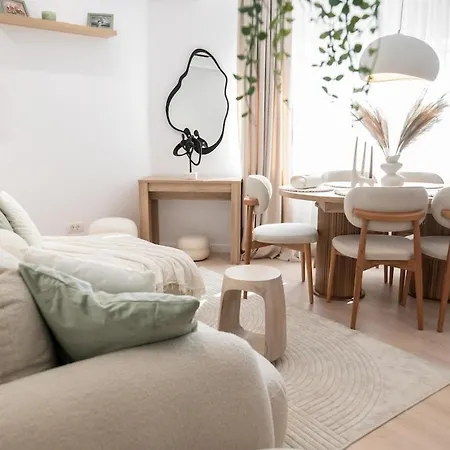 Wabi Sabi Nest Apartment *